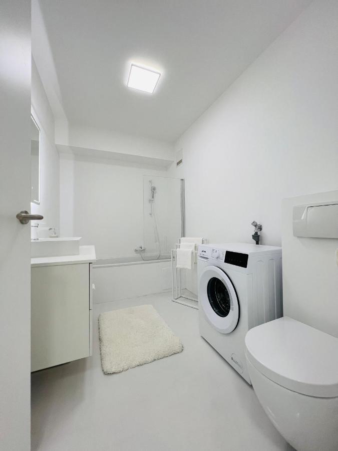 Apartment White House