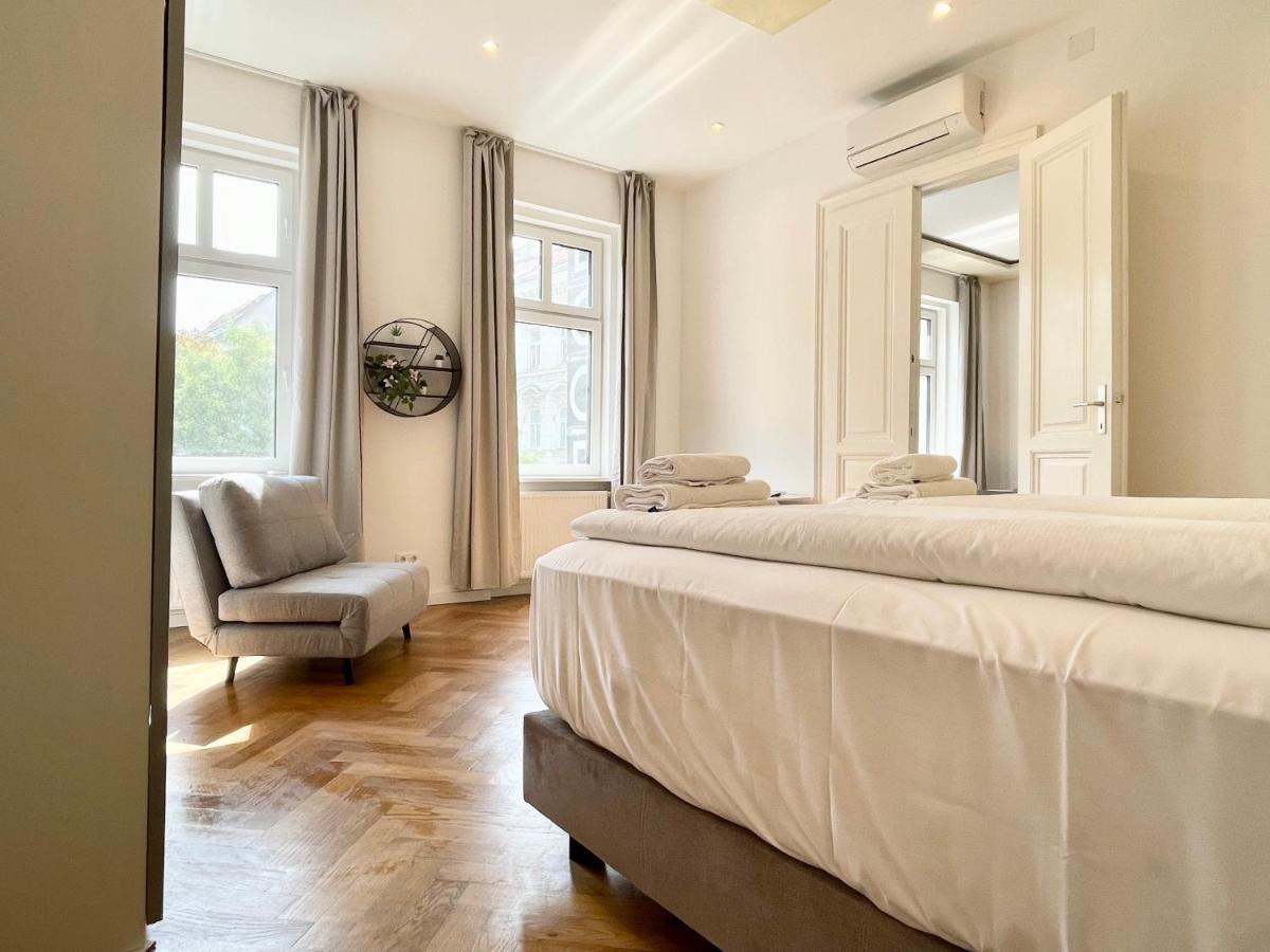 Apartamento Boutique At Famous Kutschkermarkt
