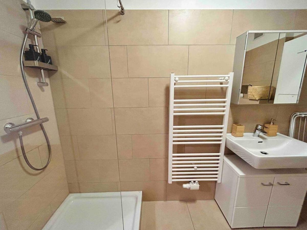 Urbaner Charme: Stilvolles Wohnen Im Herzen Wiens Apartment Vienna