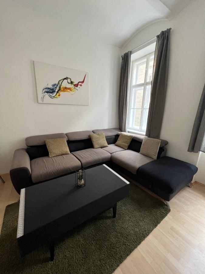 Apartment Magic Moment