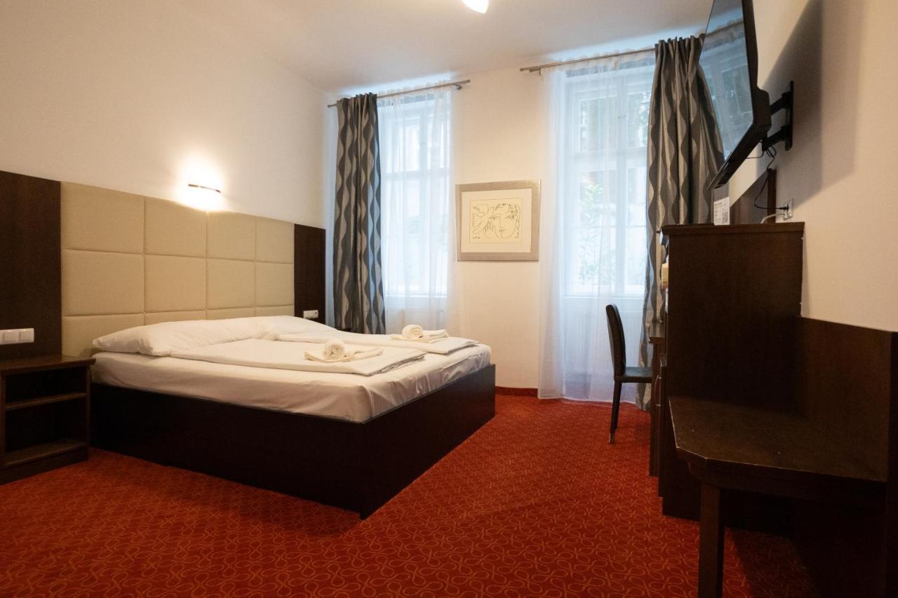 Apartment 2-rooms With A King-size Bed