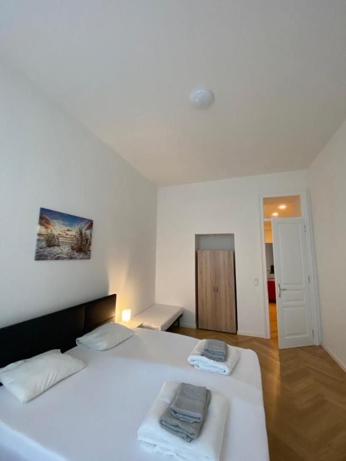 Sweet Landstrasse T1