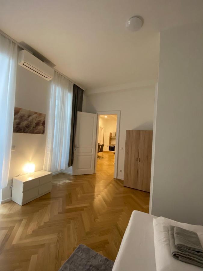 Sweet Landstrasse T1