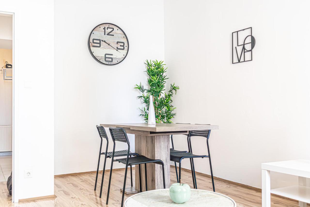 Attractive 1br And 1 Lr Comfortable Design, Great Location * Wien