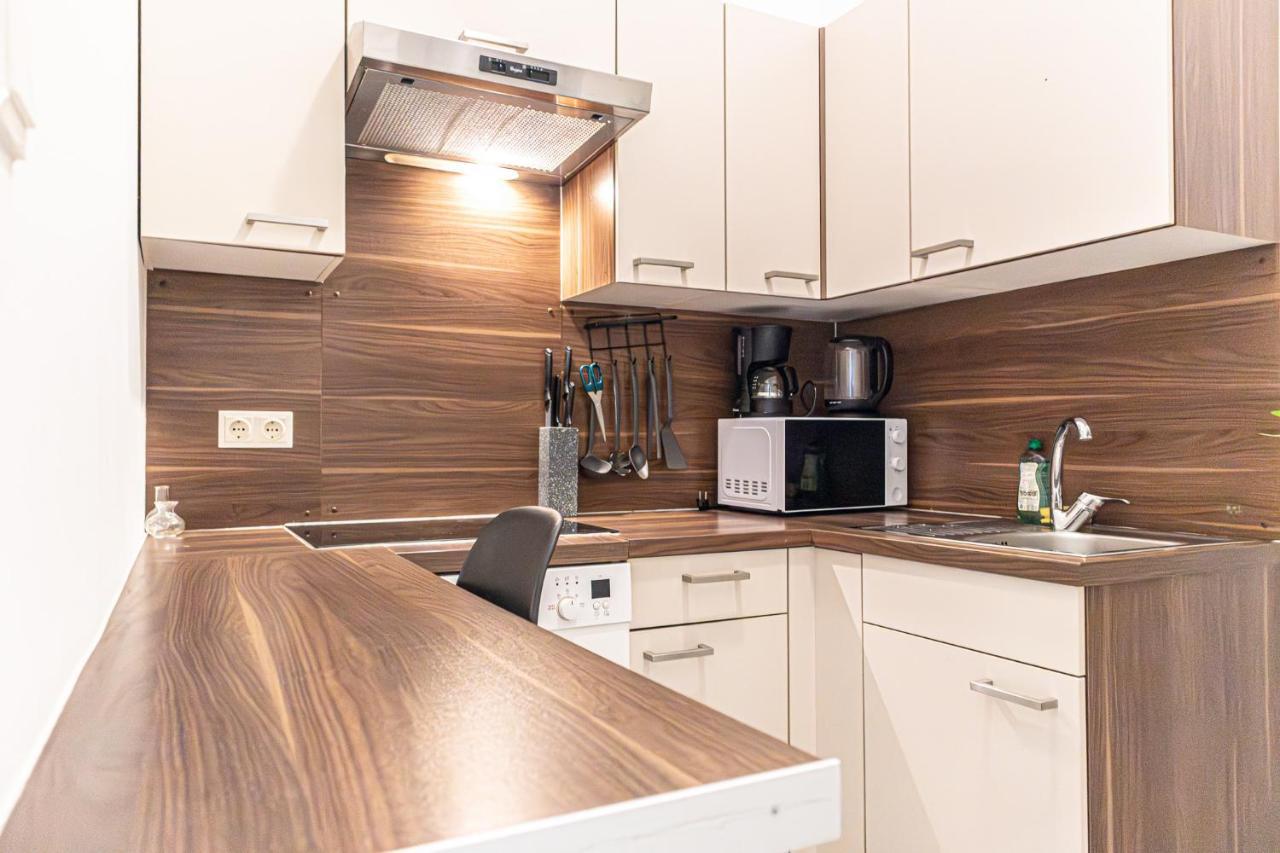Apartment Attractive 1br And 1 Lr Comfortable Design, Great Location