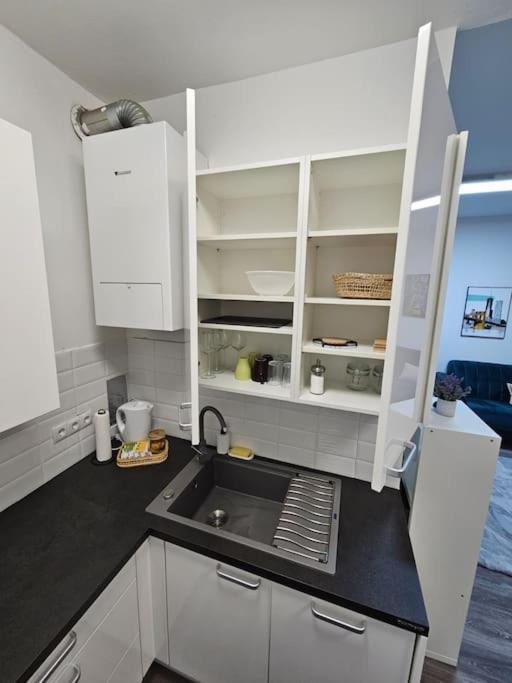 Apartment Affordable In Vienna's Hotpoint