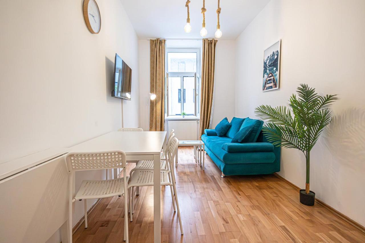 Like 2br Near Penzing