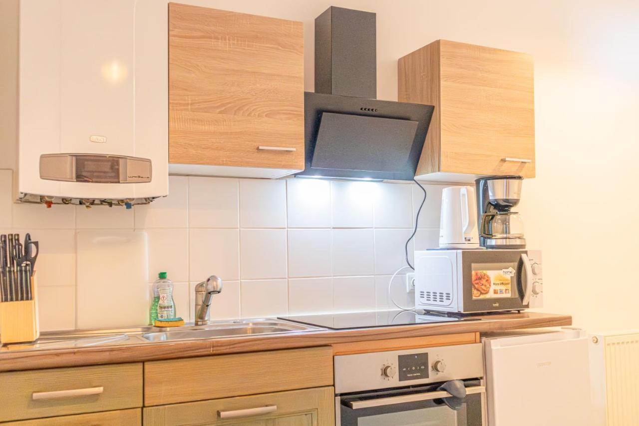 Apartment Comfortable Urban Apartment: 2br Prime Location