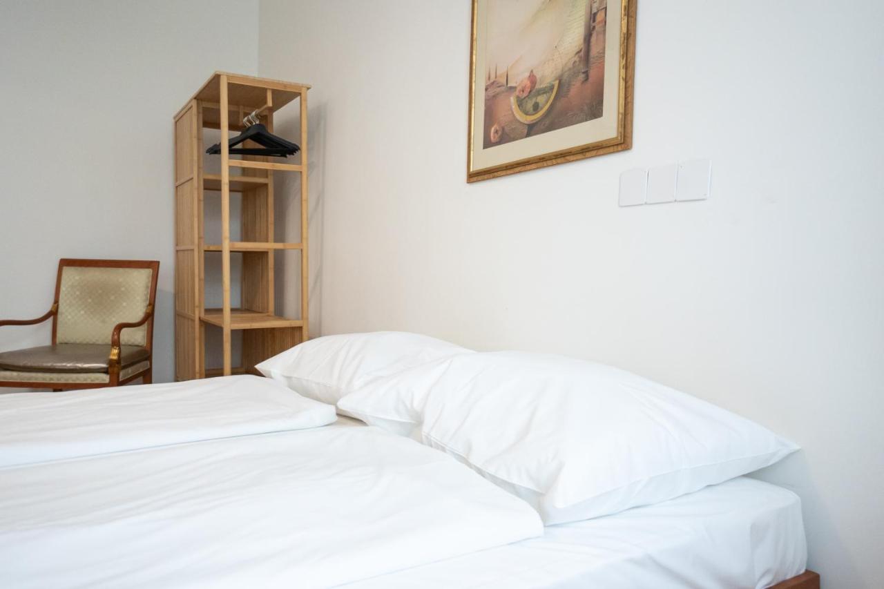 Appartamento Central Spacious With A King-size Bed *