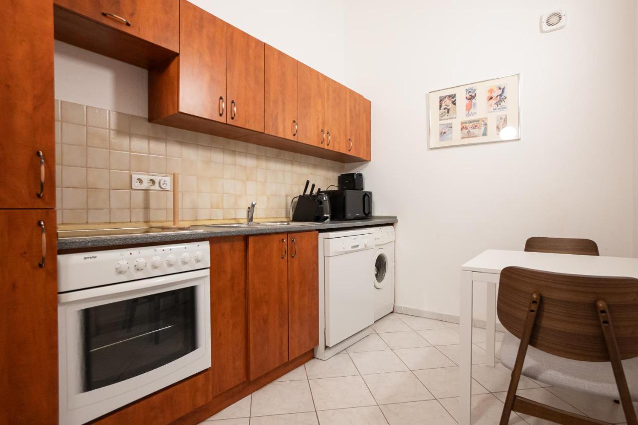 Central Spacious With A King-size Bed * Vienna