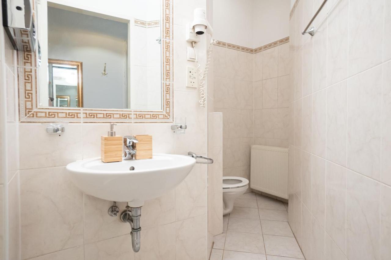 Central Spacious With A King-size Bed * Vienna