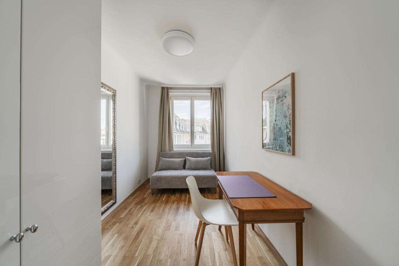 Central 70m Flat Close To Subway Apartment *