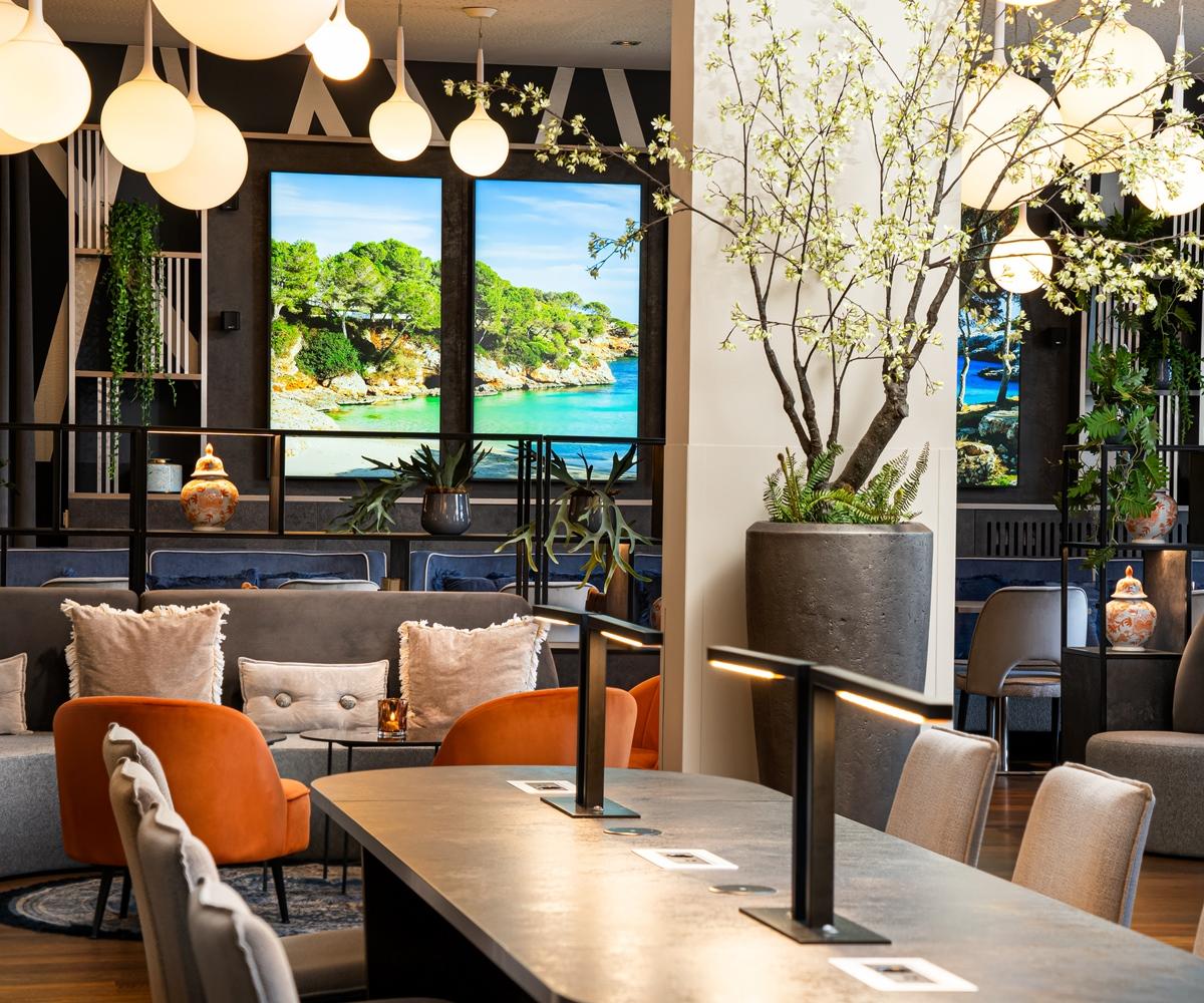 Hotel Leonardo Hauptbahnhof 4*