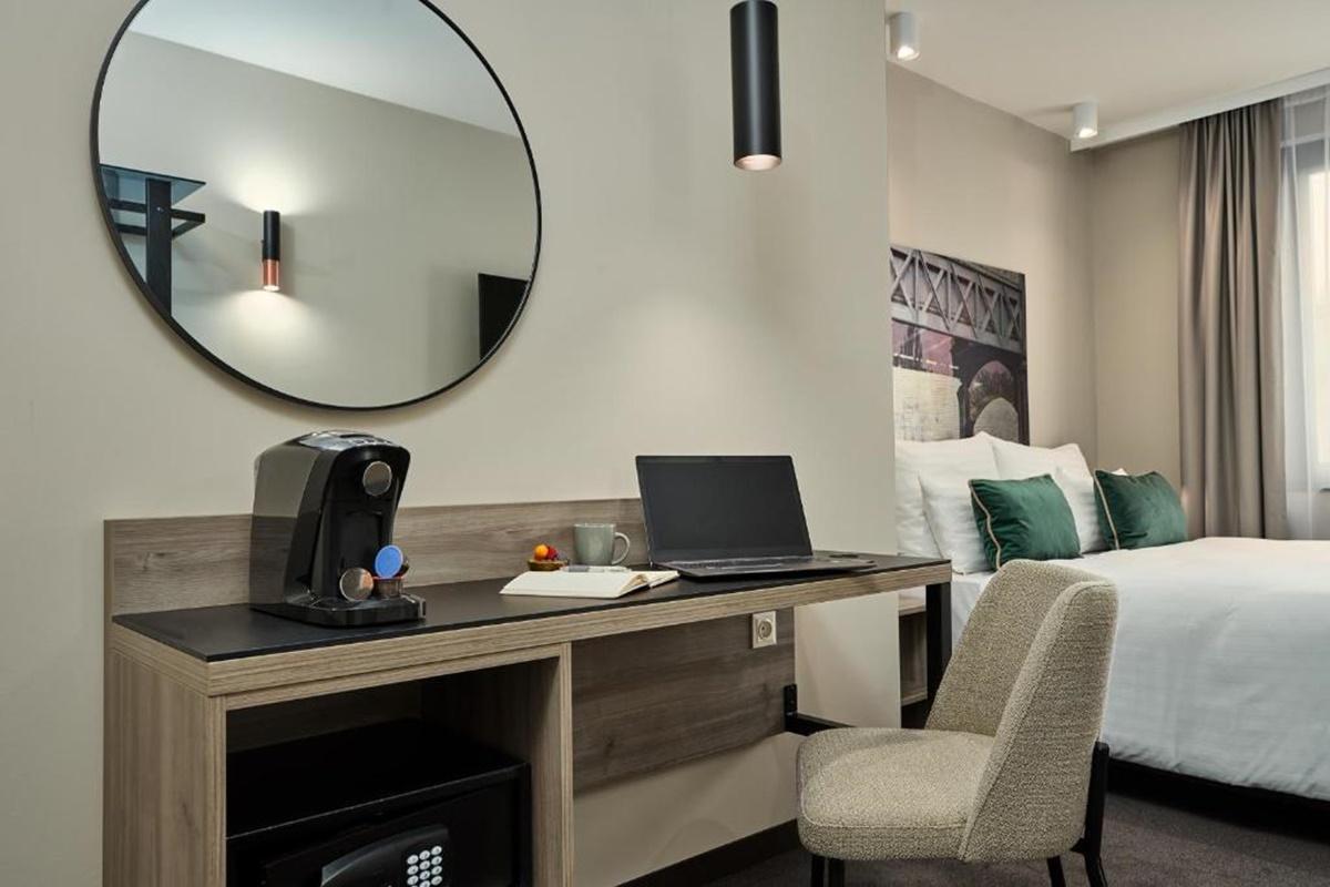 Leonardo West Hotel 4*