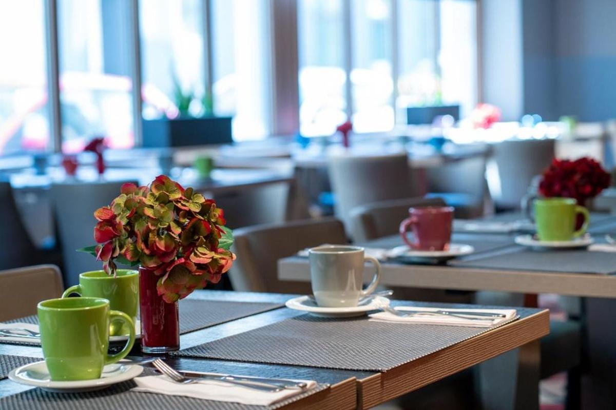 Hotel Leonardo West 4*