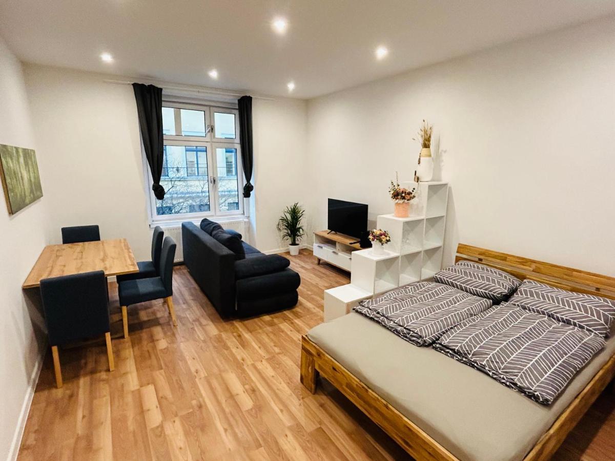 Apartment 50m2 Flat Close To Metro Vienna