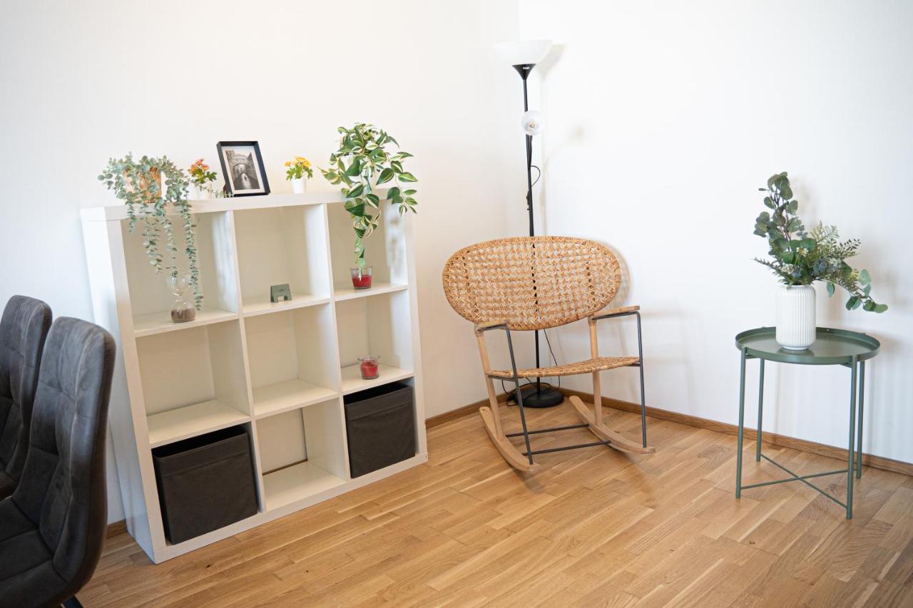 Apartment Bright & Modern - Balcony - Wien