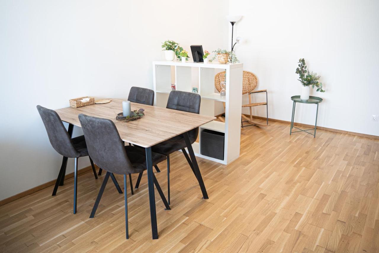 Apartment Bright & Modern - Balcony - Wien