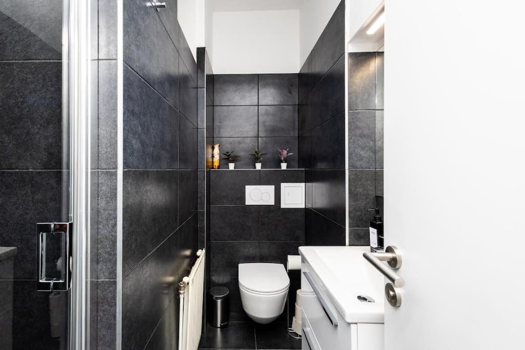 Enjoy Apartments, Quiet Street, With Two Bedrooms Sleeps 6 Ac * Vienna