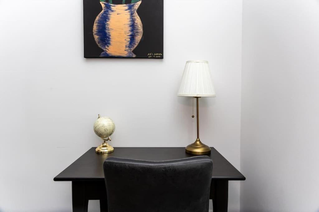 Apartment Enjoy Apartments, Quiet Street, With Two Bedrooms Sleeps 6 Ac Vienna