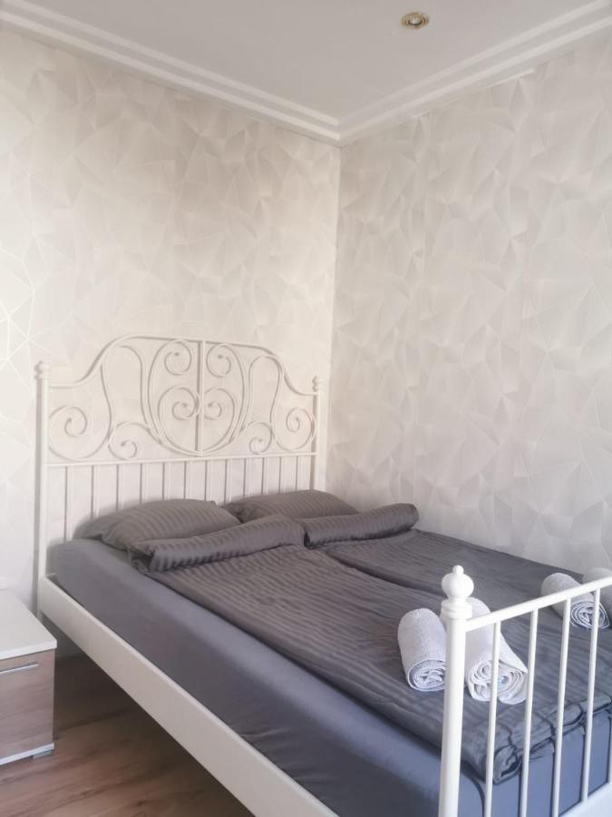 Beautiful, Spacious And Cheap Vienna