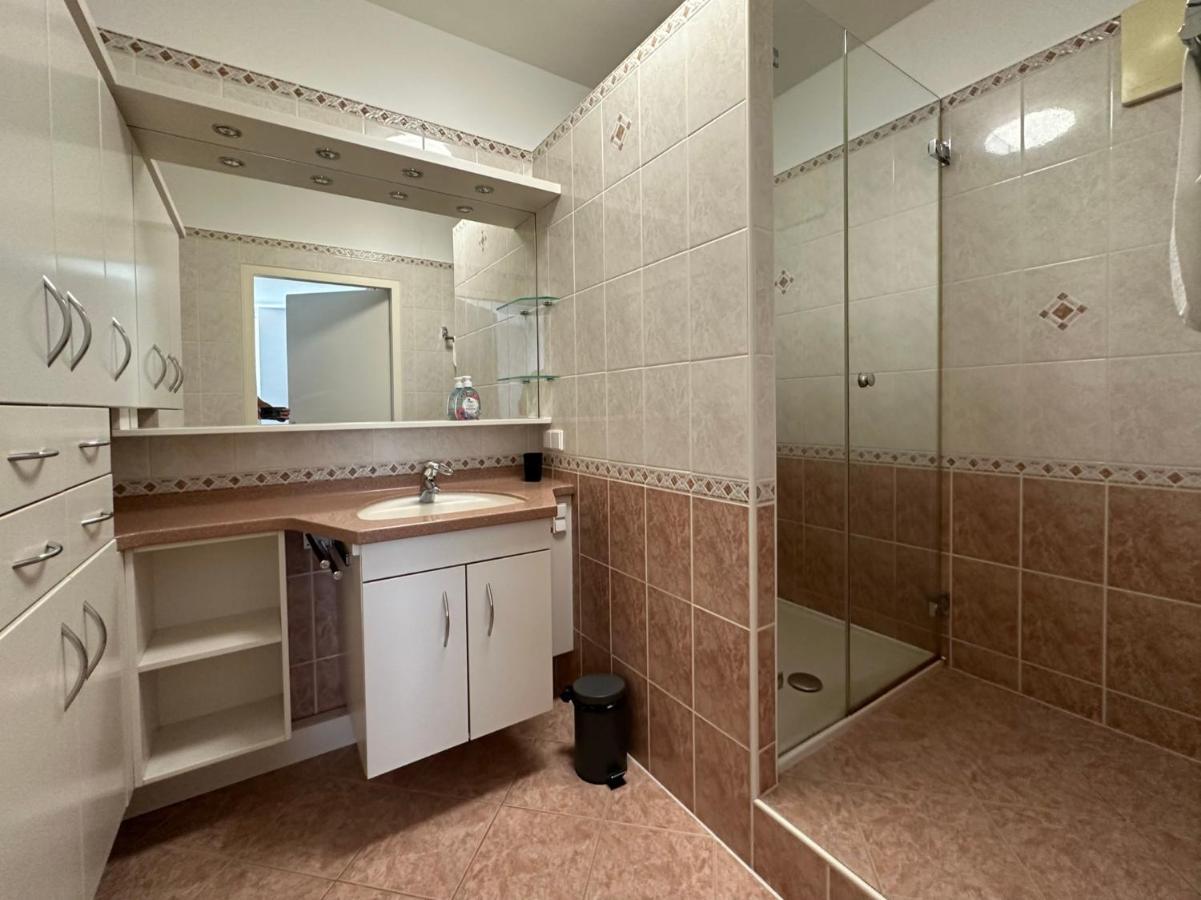 Feelhome-prater-ausblick-terrasse-6 Gaeste-wifi-smart Tv * Viena