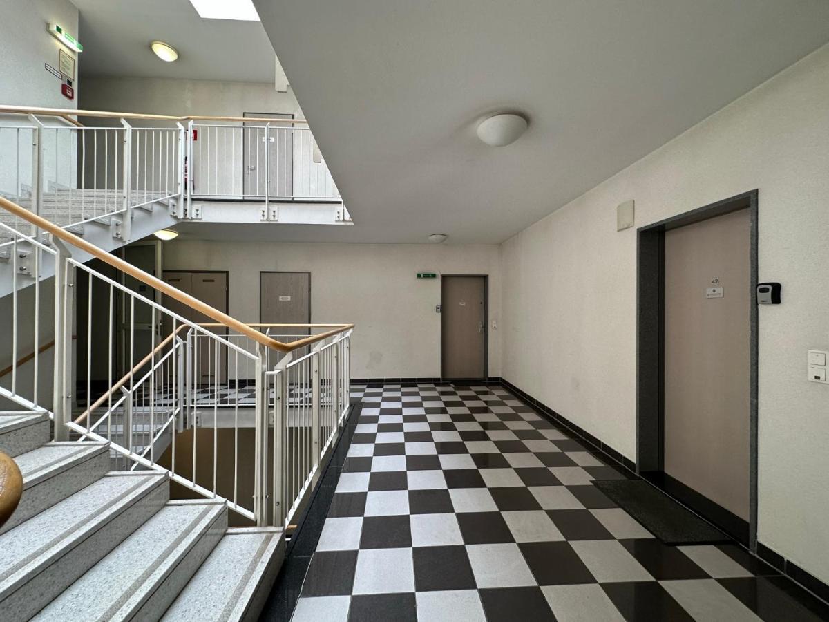 Apartamento Feelhome-prater-ausblick-terrasse-6 Gaeste-wifi-smart Tv