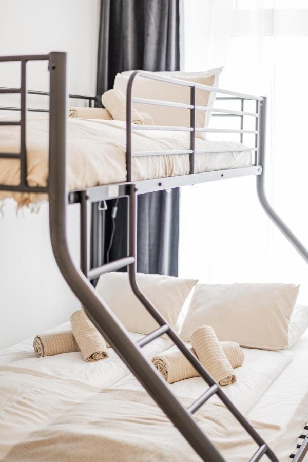 Chic By Home2