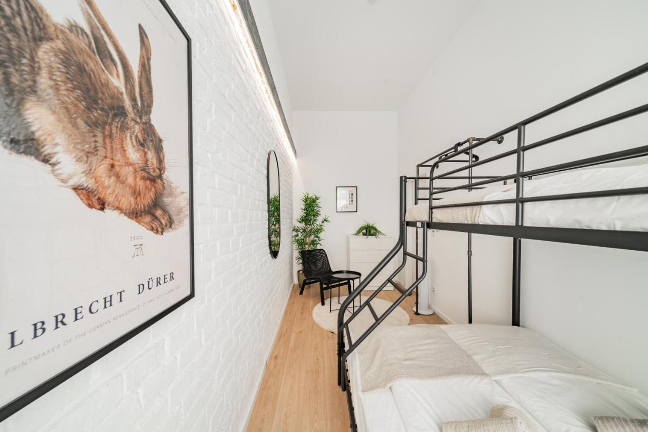 Hostel Chic By Home2 *