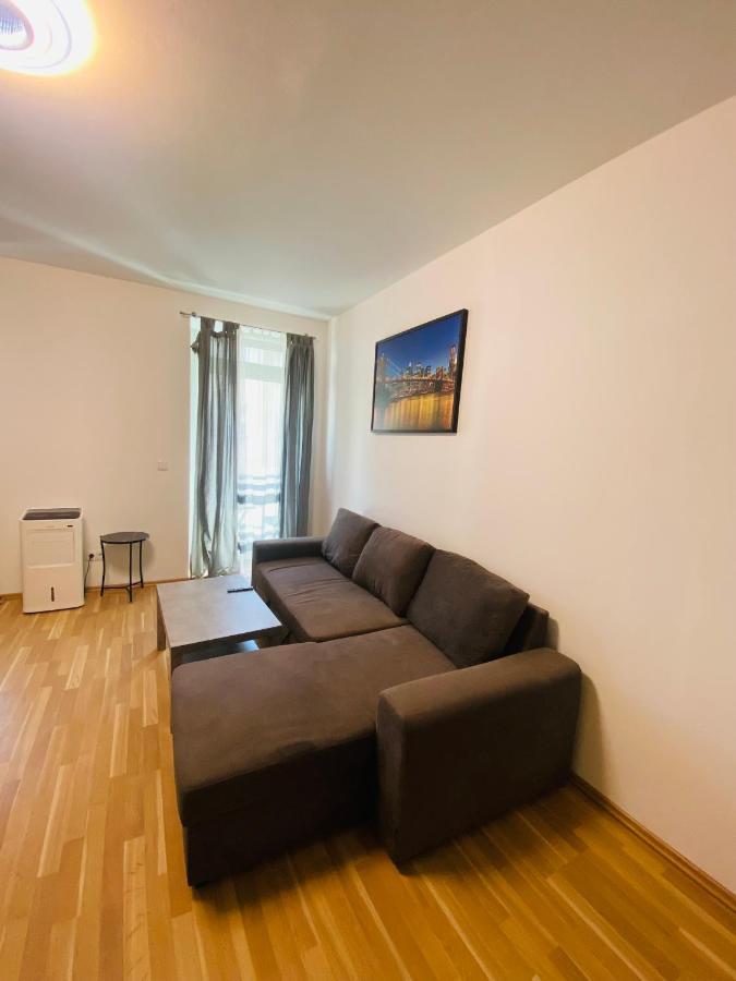 Siebenbrunneng. Apartment *