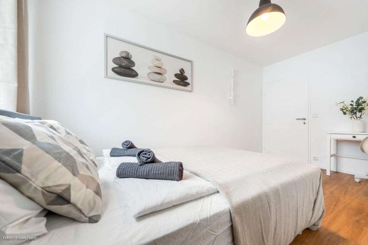Hostel Lofts *