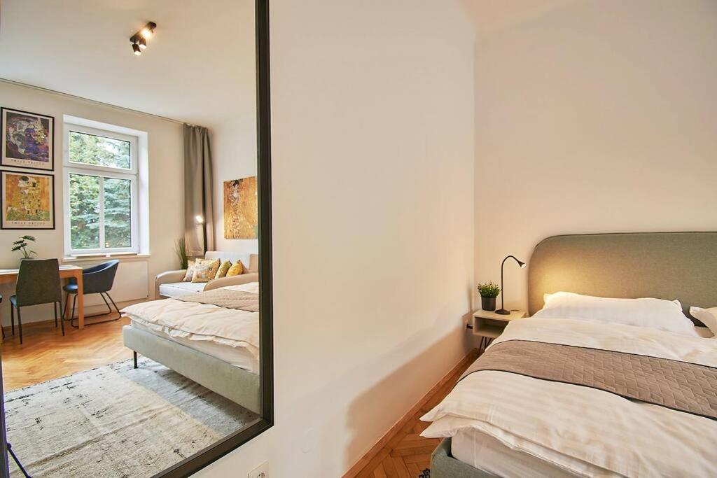 Posh - Stylish & Urban Apartment Vienna