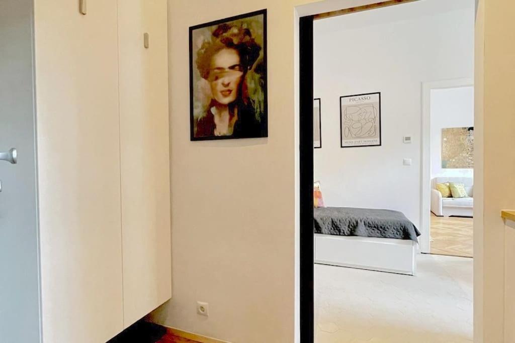 Posh - Stylish & Urban Apartment Vienna