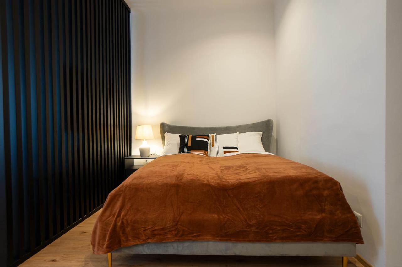 2-rooms 10 Min Away From Center Apartment Wien