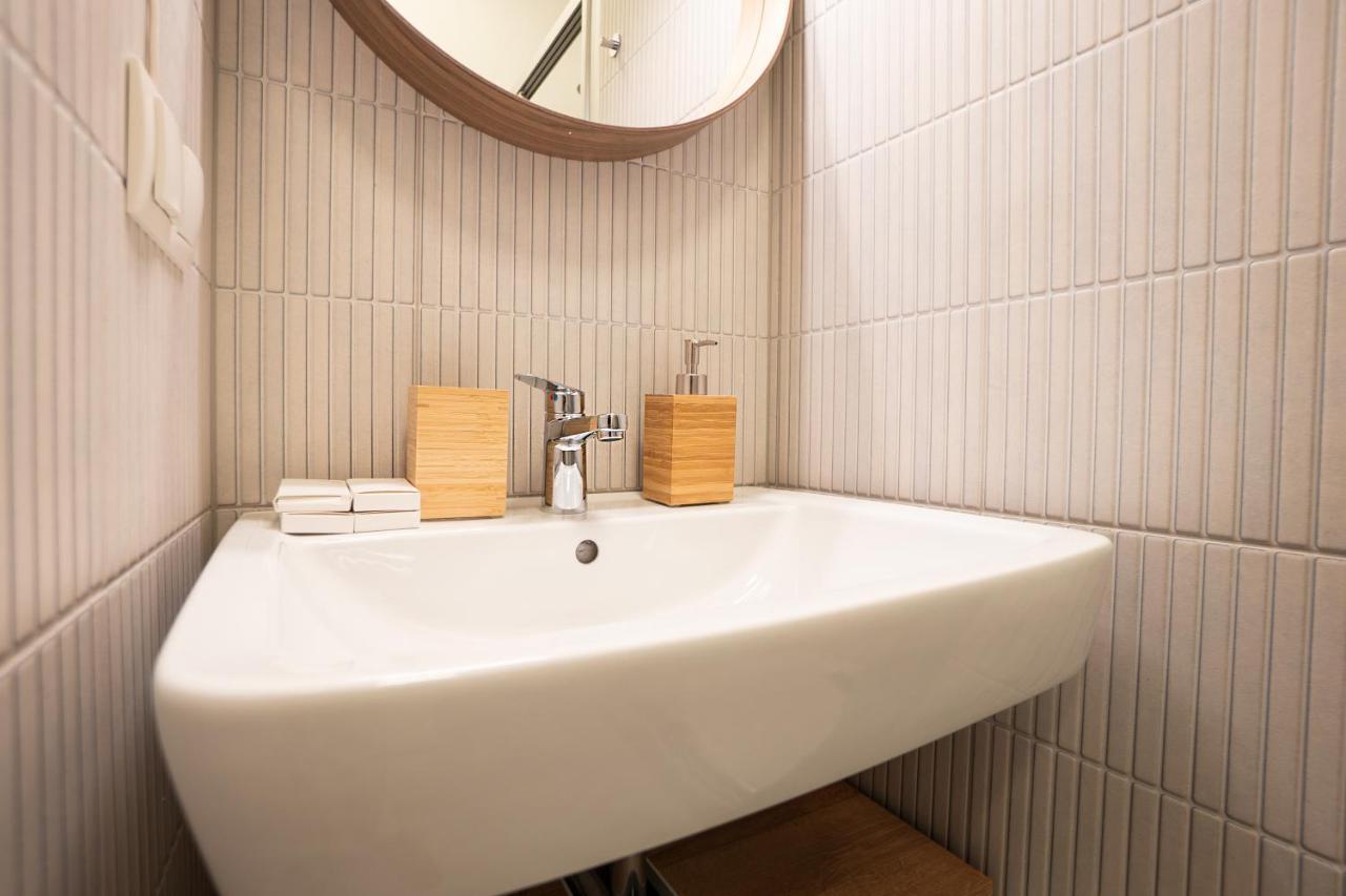 2-rooms 10 Min Away From Center
