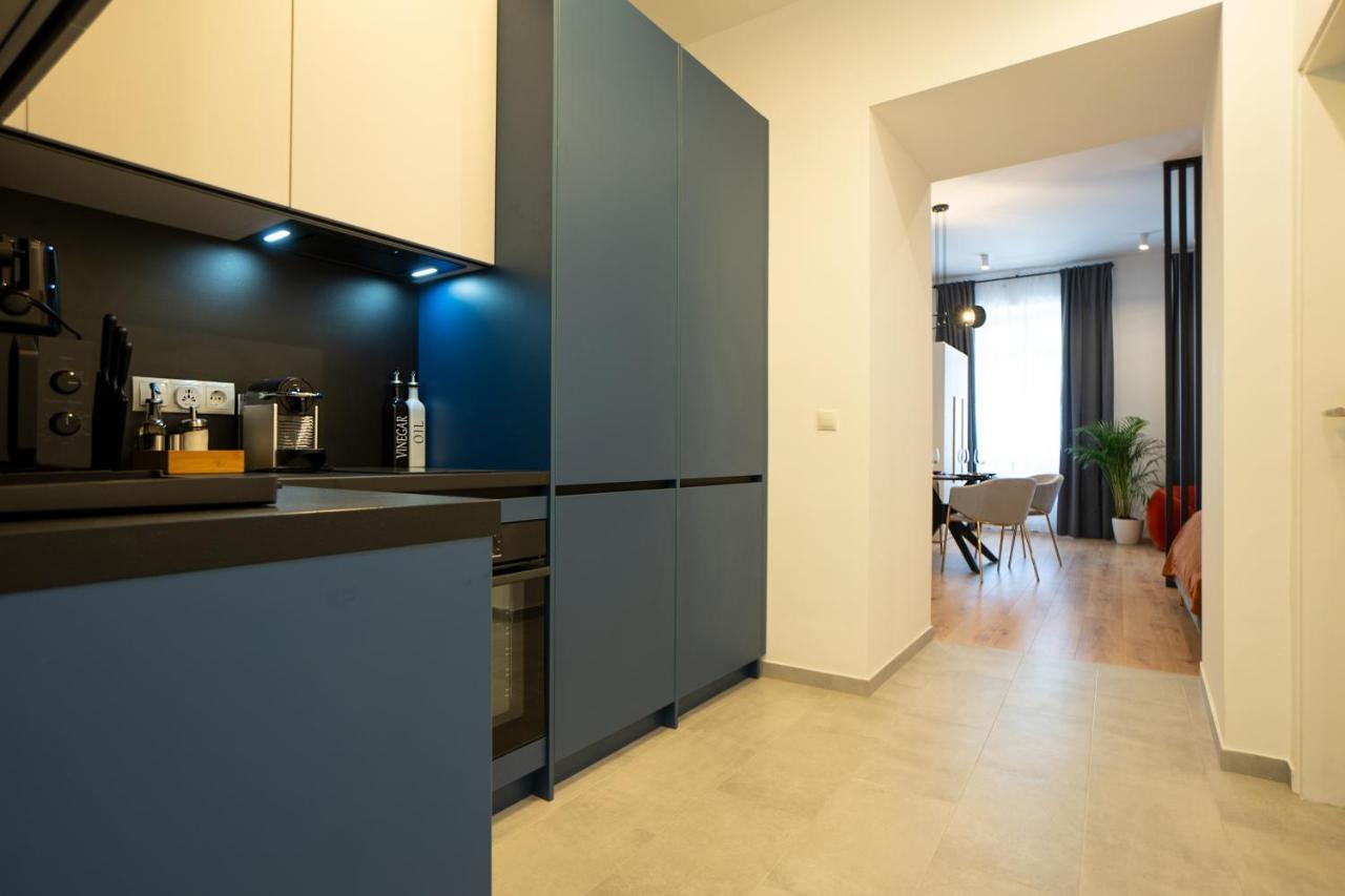 Apartment 2-rooms 10 Min Away From Center