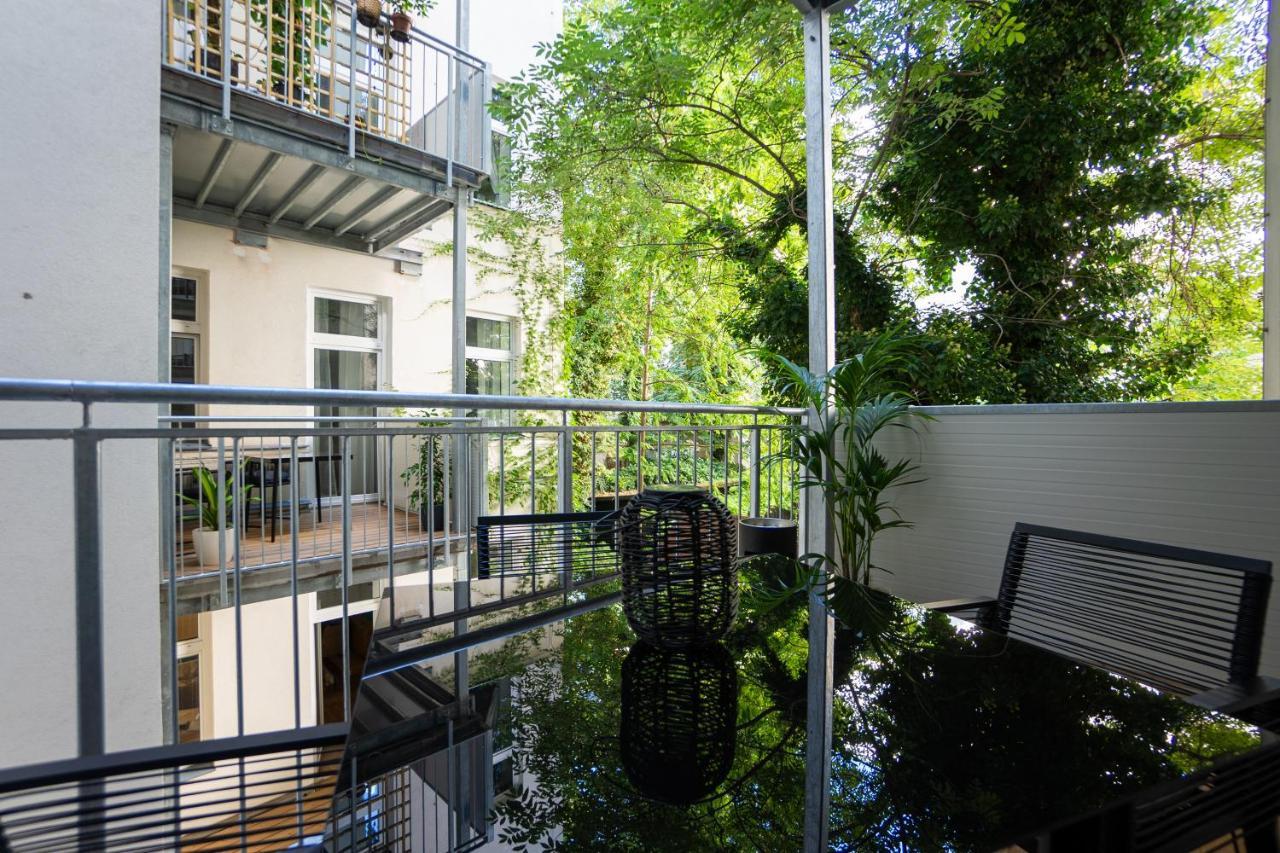 Apartment Brand-new With A Patio Vienna