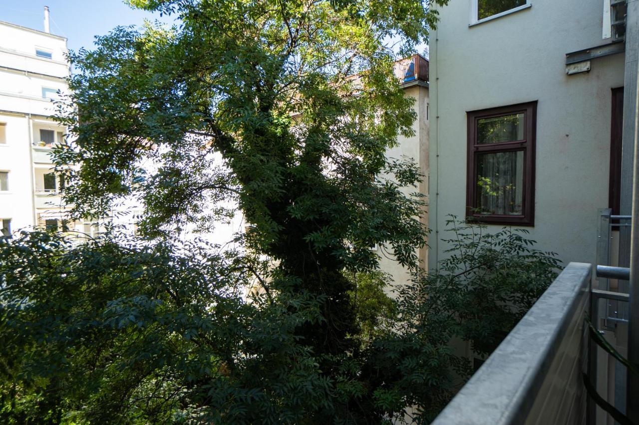 Apartment Brand-new With A Patio Vienna