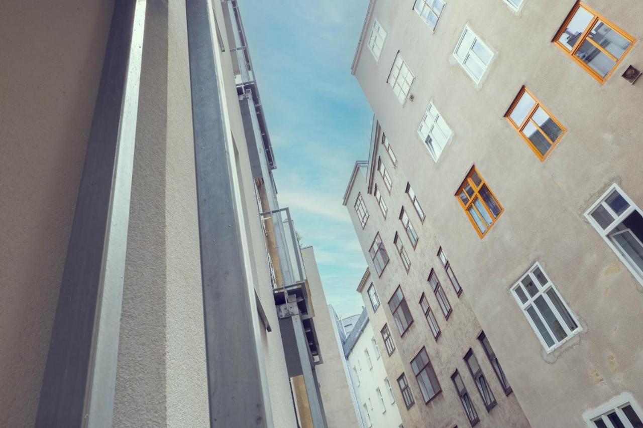The 77 Emma * Wien