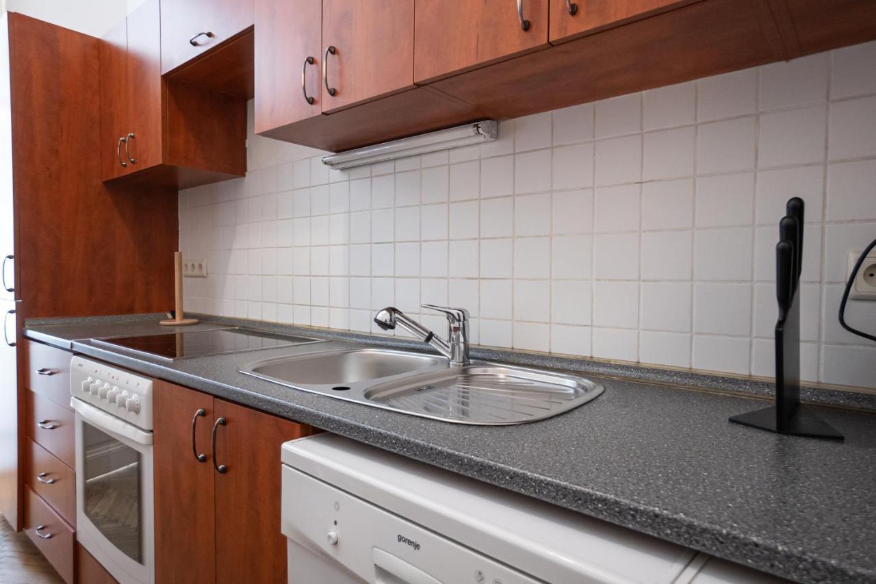 Central Spacious With A King-size Bed Apartamento Viena