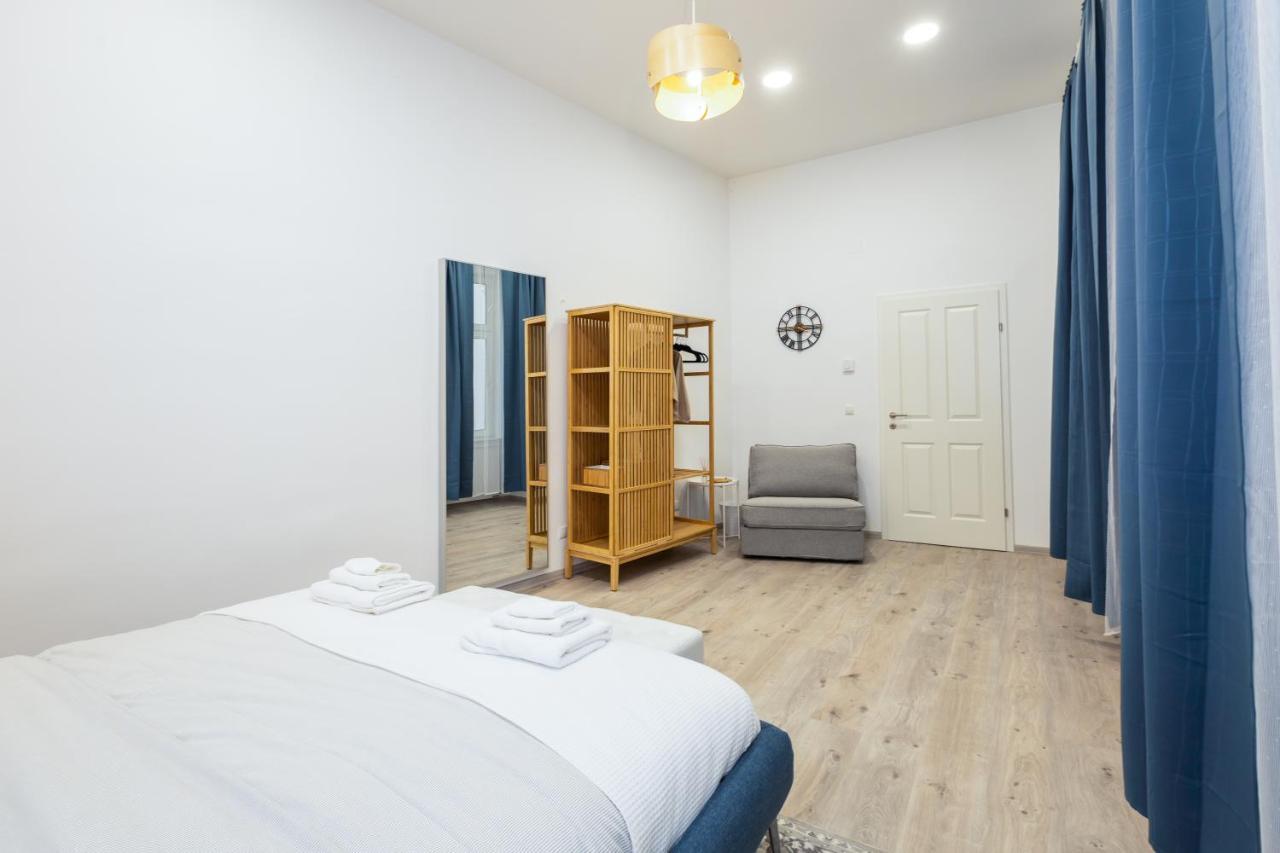 Apartment Family Deluxe A Stone Throw From The Centre And Danube *