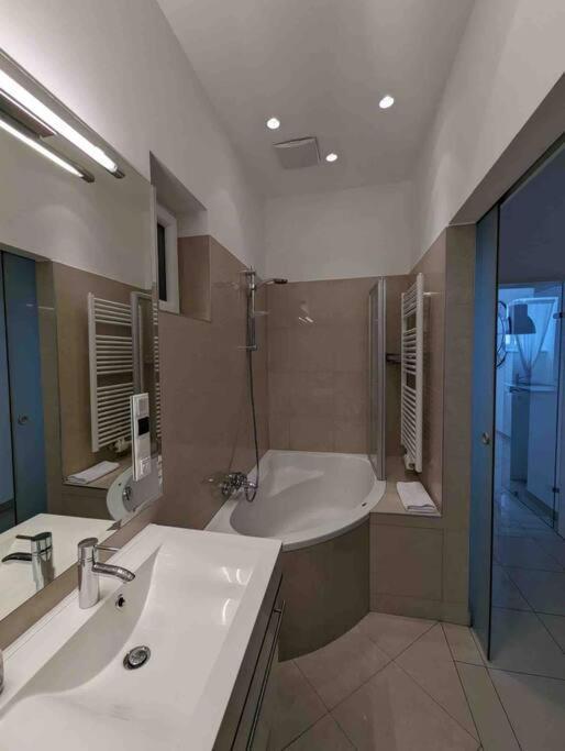Luxury Cityapartment 7 Apartment