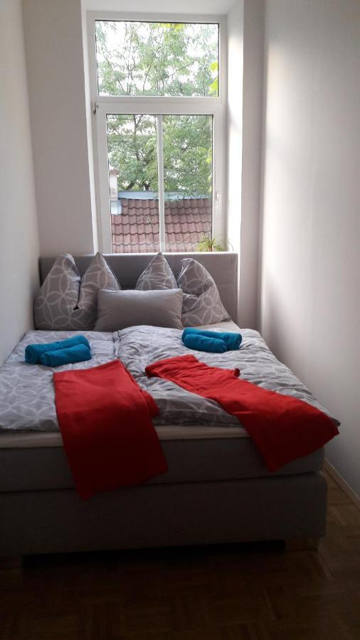 Nette Altbauwohnung Nur 10 Min Von Der Apartment