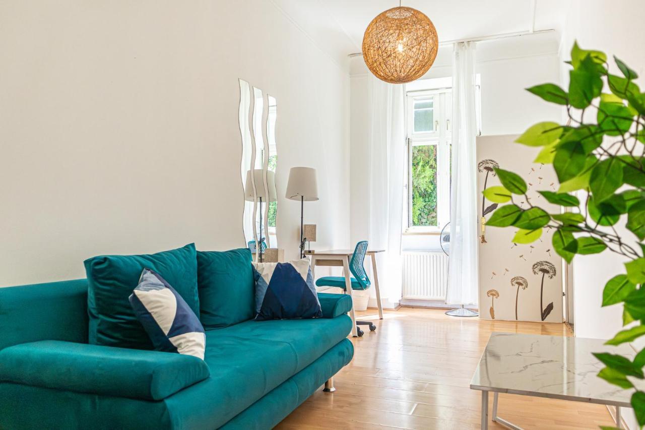 Elegant Haven: Stylish And Spacious 3br Apartment Vienna