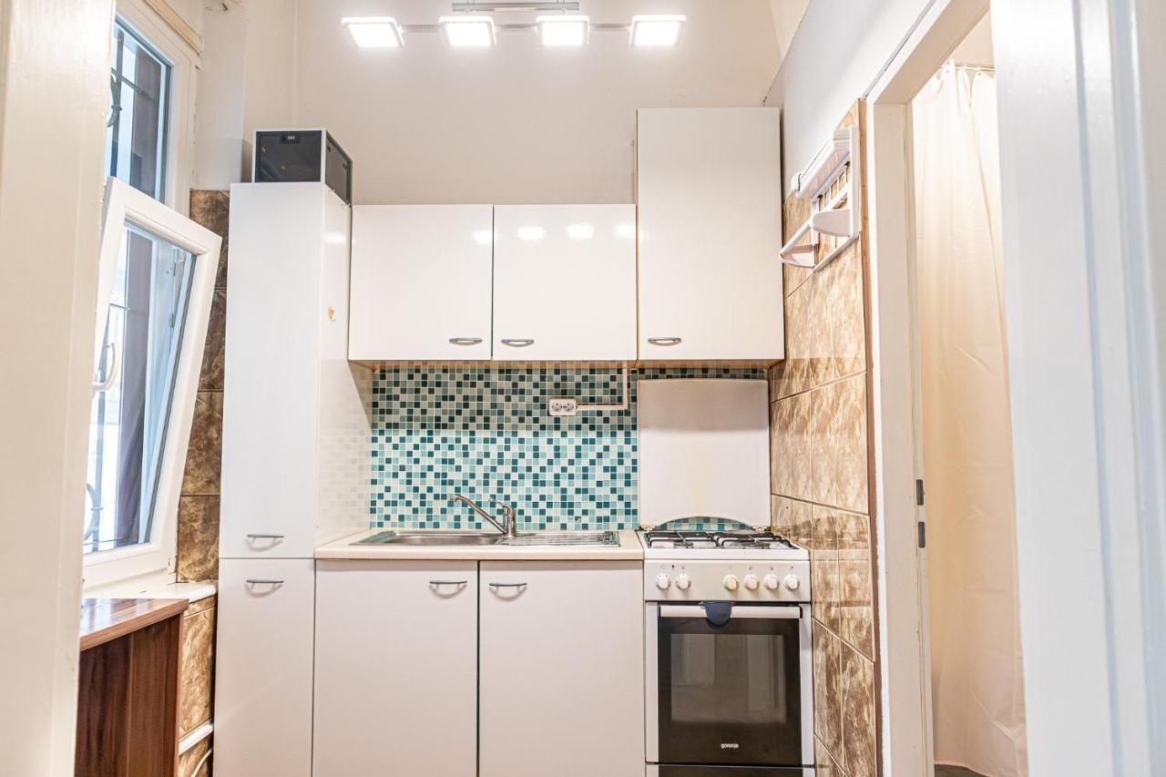 Apartment Elegant Haven: Stylish And Spacious 3br *
