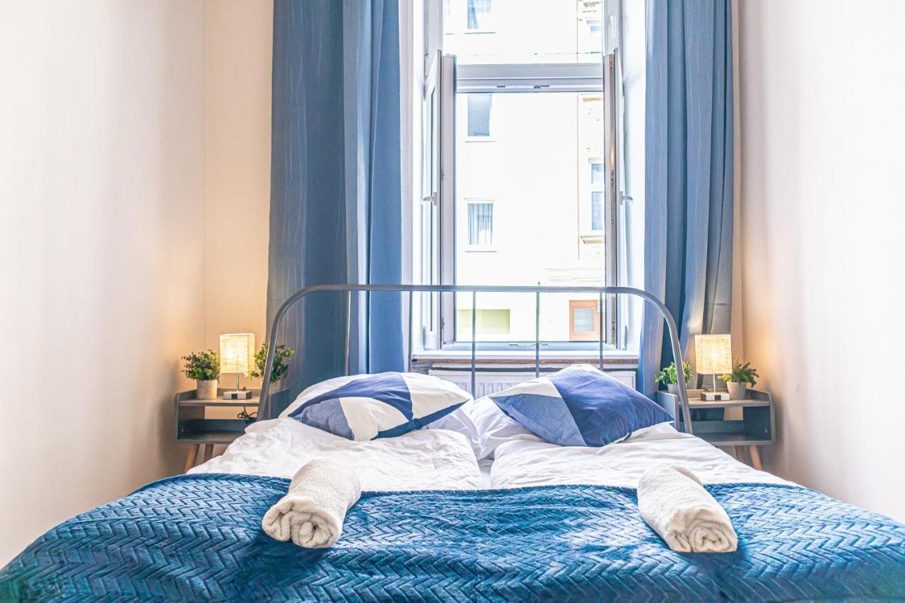 Elegant Haven: Stylish And Spacious 3br Apartment *