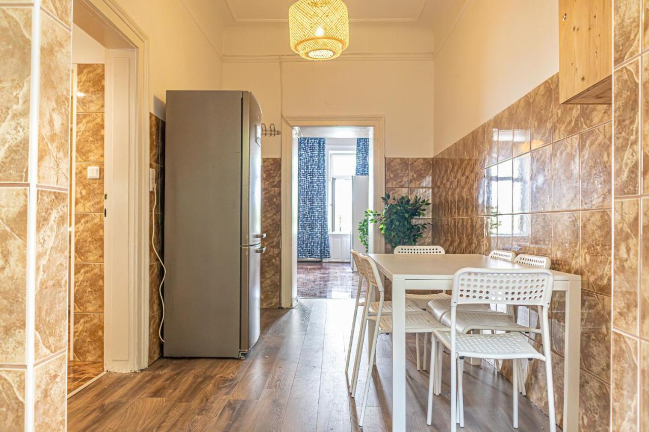Elegant Haven: Stylish And Spacious 3br Apartment Vienna