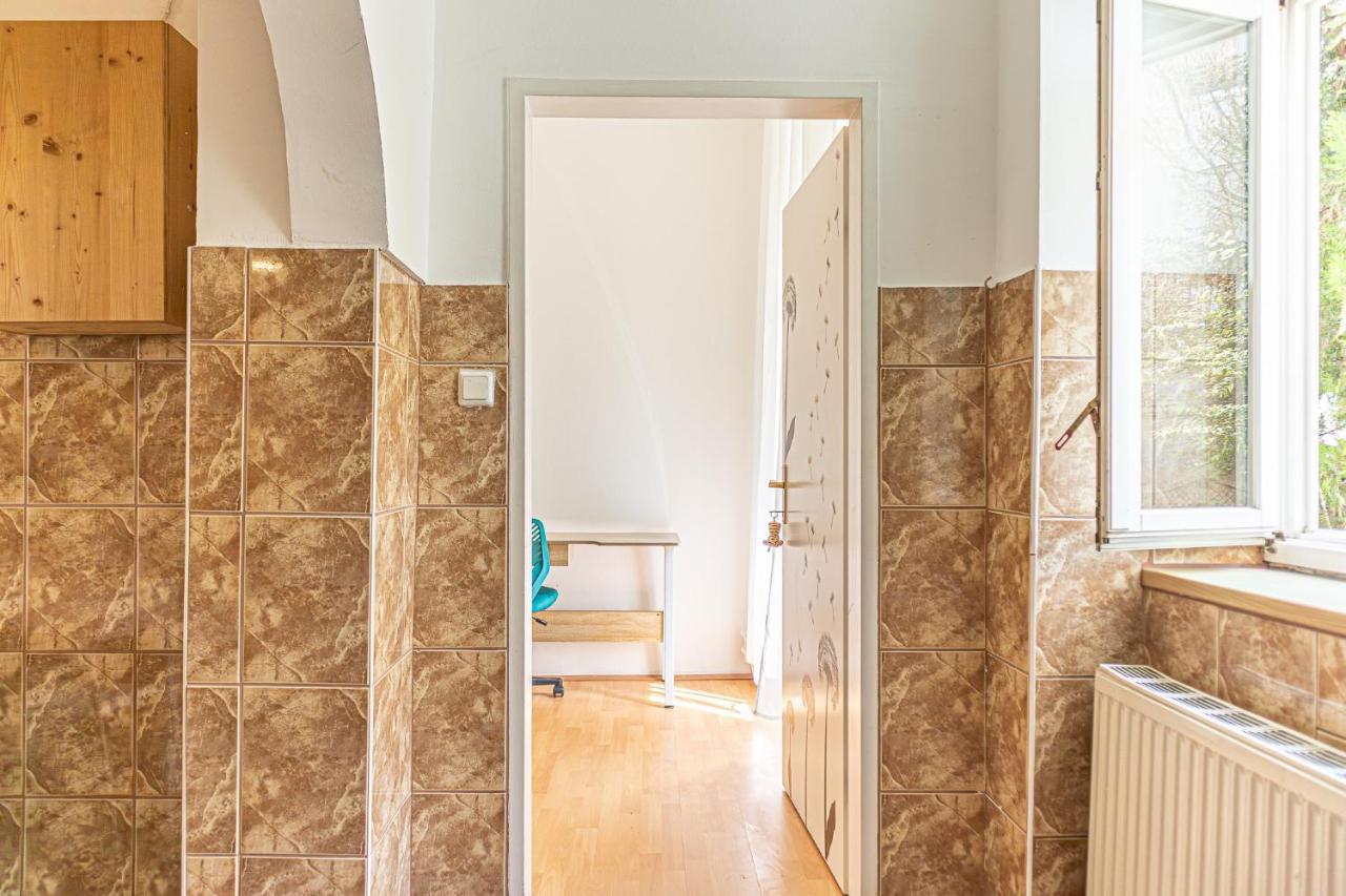 Apartment Elegant Haven: Stylish And Spacious 3br Vienna