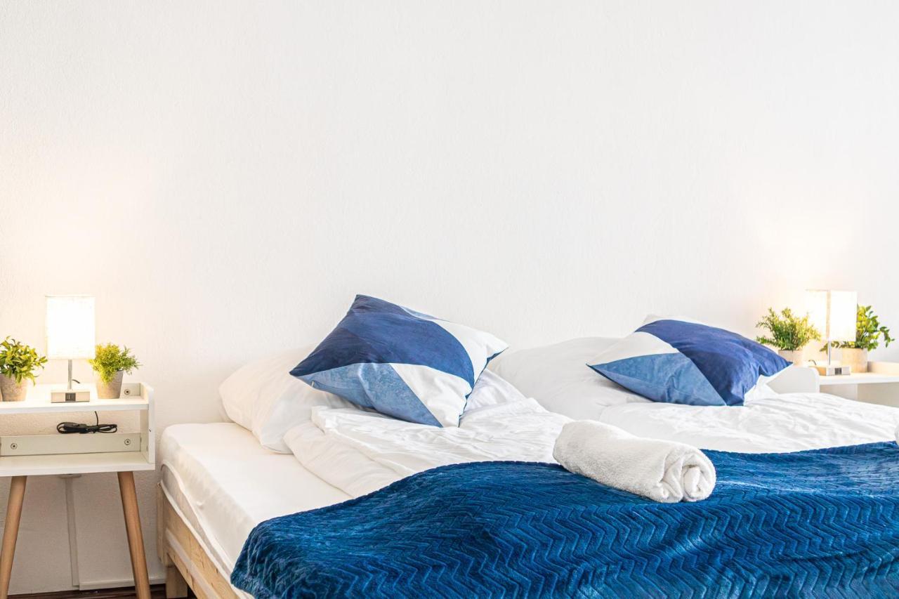 Apartment Elegant Haven: Stylish And Spacious 3br *