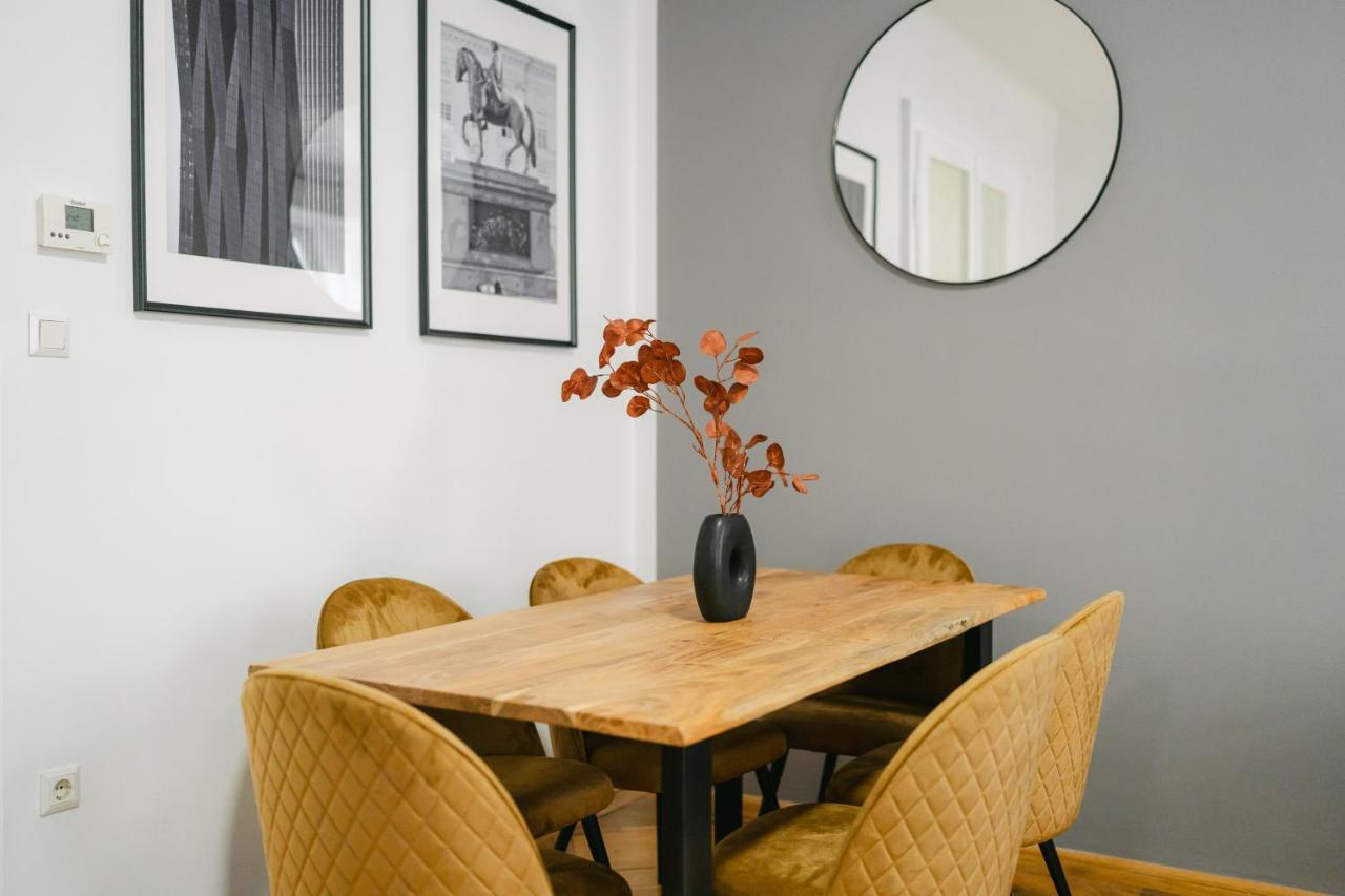 Cozy Perfect For 4-6 Tv Metro Self-checkin * Vienna